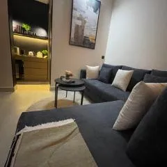 استديو واسع بتصميم جميل - حي العارض