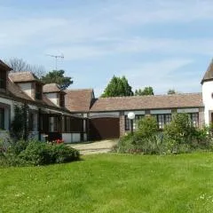 Beau Gîte Rénové avec Grand Parc, Activités, Près de Dreux, Nogent et Chartres - FR-1-581-57