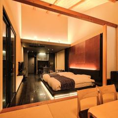 Tsumugi Tojihigashimonmae