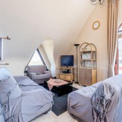 Apartment in Koksijde near the Beach