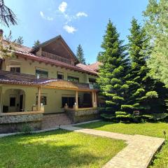 Cabana De La Rau Satic