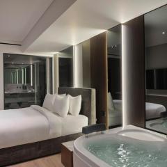 Nur Edge Aparthotel - Acropolis Skyline