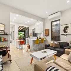'Gallery Getaway' Newtown - Alexandria Creative Hub