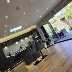 Caesars Lodge