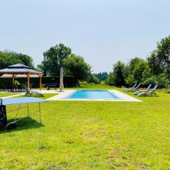 4-Star Tourism Rated Holiday Home, 6 Bedrooms, with Air Con & Private Heated 10x4M Salt Water Pool - 40 Mins from Bergerac