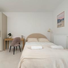 Exceptional Studio for 2 People by Noclegi Renters