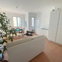 Francesco'S Place