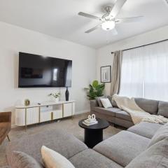 Luxurious Private Room, Parking, Garden, Close to Downtown Dallas