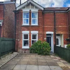 Stylish Poole Stay: 2BD Victorian Home
