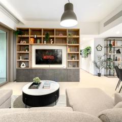 Stunning Corner 2 Bedroom in Downtown Views II