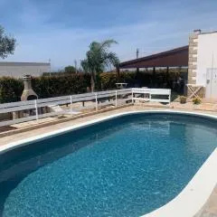 Villetta Mari con piscina esclusiva nel Salento