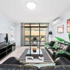 Stylish 2br City Apartment Balcony&parking