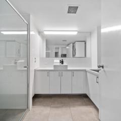 Lindomare Unit 10, 11 Orvieto Tce, Kings Beach