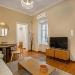 Grand Haven - New Renovated Spacious Apts in Prime Location