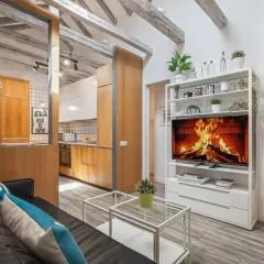 Attic 3Bedrms-2Baths in Heart of Malasana