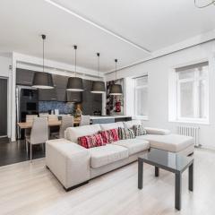 8 Vorontsove Lane Apartment