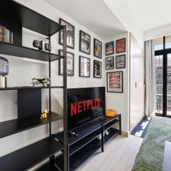 Elite Escapes - Boy Girl Apartment Edition