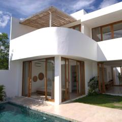 Stylish New Villa close to the beach