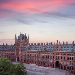 St Pancras London, Autograph Collection