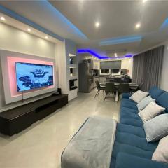 Luxury Apartment in Gzira close to Sliema 3 BR Apartment Sleep 8