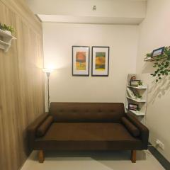 1BR Condotel with Balcony at FAME Residences #FM37-1