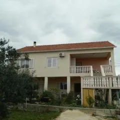 Bartulovi dvori