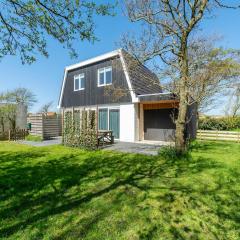 Holiday Home Callantsoog with Jacuzzi