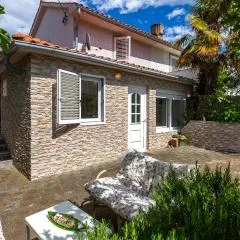 Stunning Home In Gabonjin With Wifi