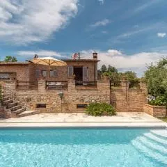 L'Oliveta 6, Emma Villas