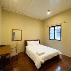 X Rest Inn Yaowarat Bangkok - เรสอินน์ เยาวราช