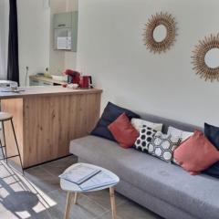 Le Cocon B - private parking - quiet
