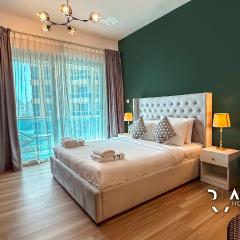 Rare Holiday Homes - Lake View - The Crescent Tower A - Near Me'aisem Mall - R702