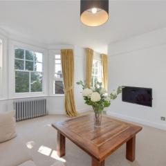 Spacious 3 bed South Bank Apartment