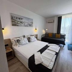 Студио 310 на първа линия