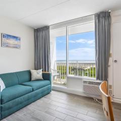 6201 Ocean Ave, Unit 512 - The Nassau Inn