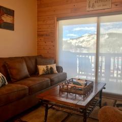 Rocky Mountain Retreat- Mountain View