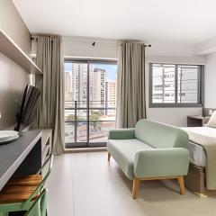 Studio em Pinheiros com piscina e academia - PG712