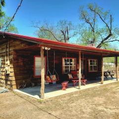 TJs Escape Landmark Oak Tree 1mile2river