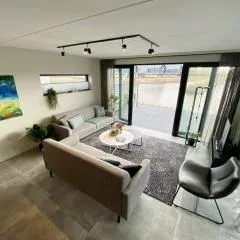 Water Villa in Balk with Private Jetty, cleaning included