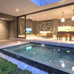 Pulang Villas Pererenan by Nakula