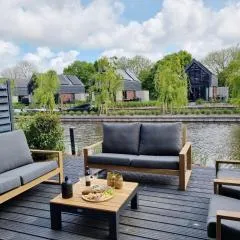 Luxurious detached water villa with jetty, cleaning included