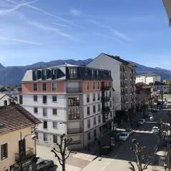 Studio 38m2 parking et terrasse en centre-ville