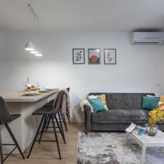 City Apartment Nurli near beach - Happy Rentals
