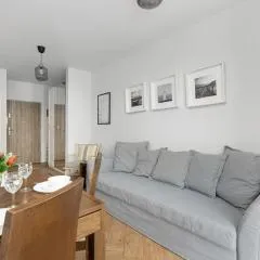 Rewal Cozy Apartment with Parking, Gym, Spa & Pool close to the Beach by Noclegi Renters