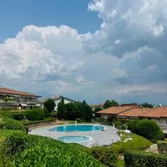 Kristall Lago pool view by Almanova Residenze