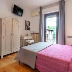 Maxi Paradiso - Guest House - ItalyWeGo