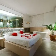 Scarlet Apartment Vernazza Heart