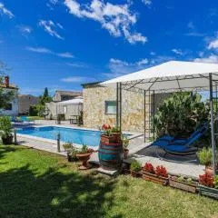 Holiday Home Pinezici-1 by Interhome