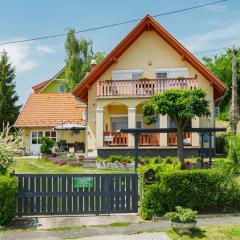 Apartment Baum by Interhome