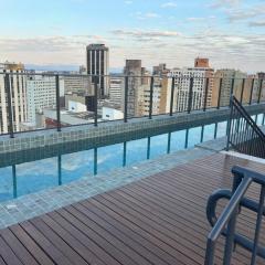 Estúdio AP no centro com piscina
